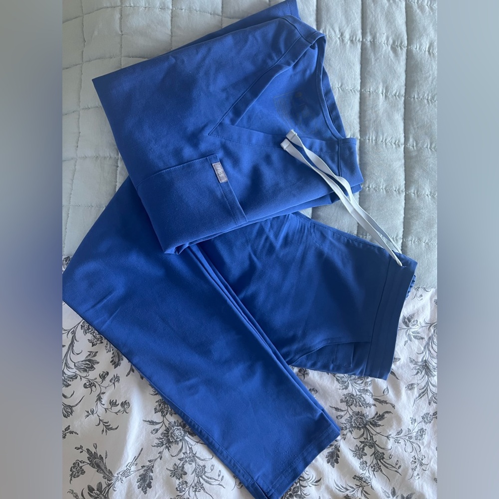 Figs scrubs set XS